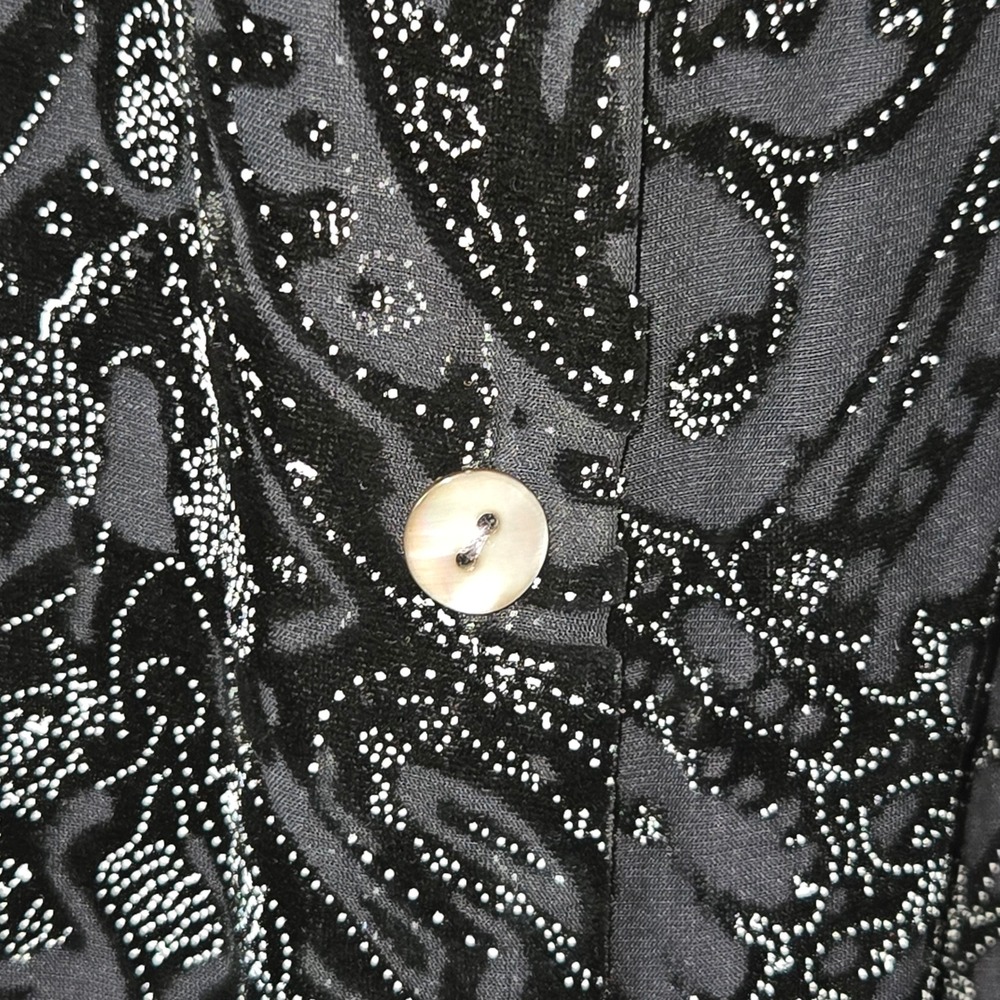 Laura Ashley Woman 3X Blouse Black Paisley Burnout Velvet Silk Blend Button Down - Picture 3 of 9
